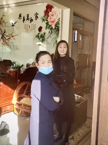 陈亚男发长文喊话朱之文，跪求出面澄清事实，否则将采取自救措施