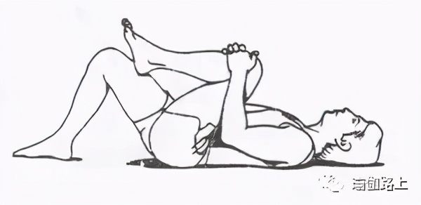 8 个简单瑜伽拉伸，缓解下背部疼痛，效果杠杠滴