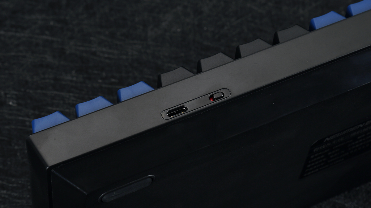 新贵GM840Pro三模热插拔机械键盘评测：配列实用，手感佳