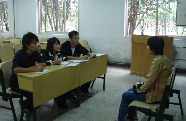 学生会面试问题及答案，详细且周到，学姐助大一新生顺利通过面试