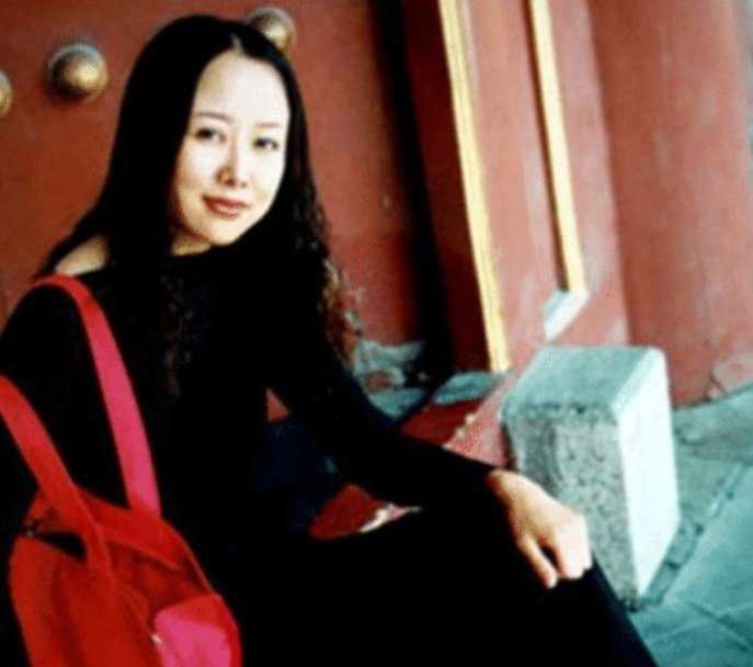 迟重瑞妻子身价530亿！系百富榜年纪最大富婆，曾出生于颐和园