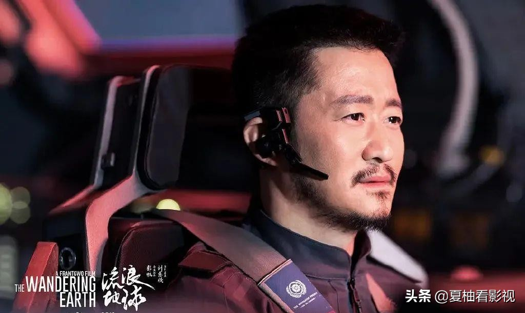 吴京成为中国影视票房冠军，前五名有三部为其主演