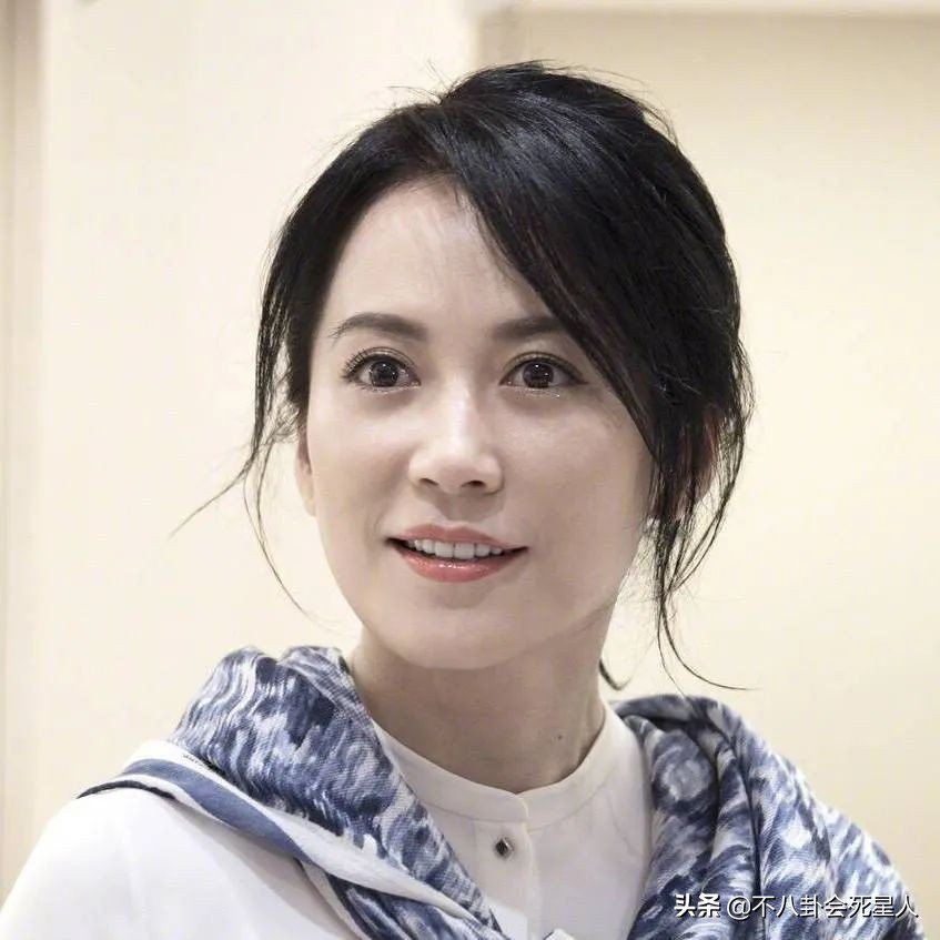 真美人不惧岁月！这8位女星绝了：有人是公认校花，有人肤如凝脂