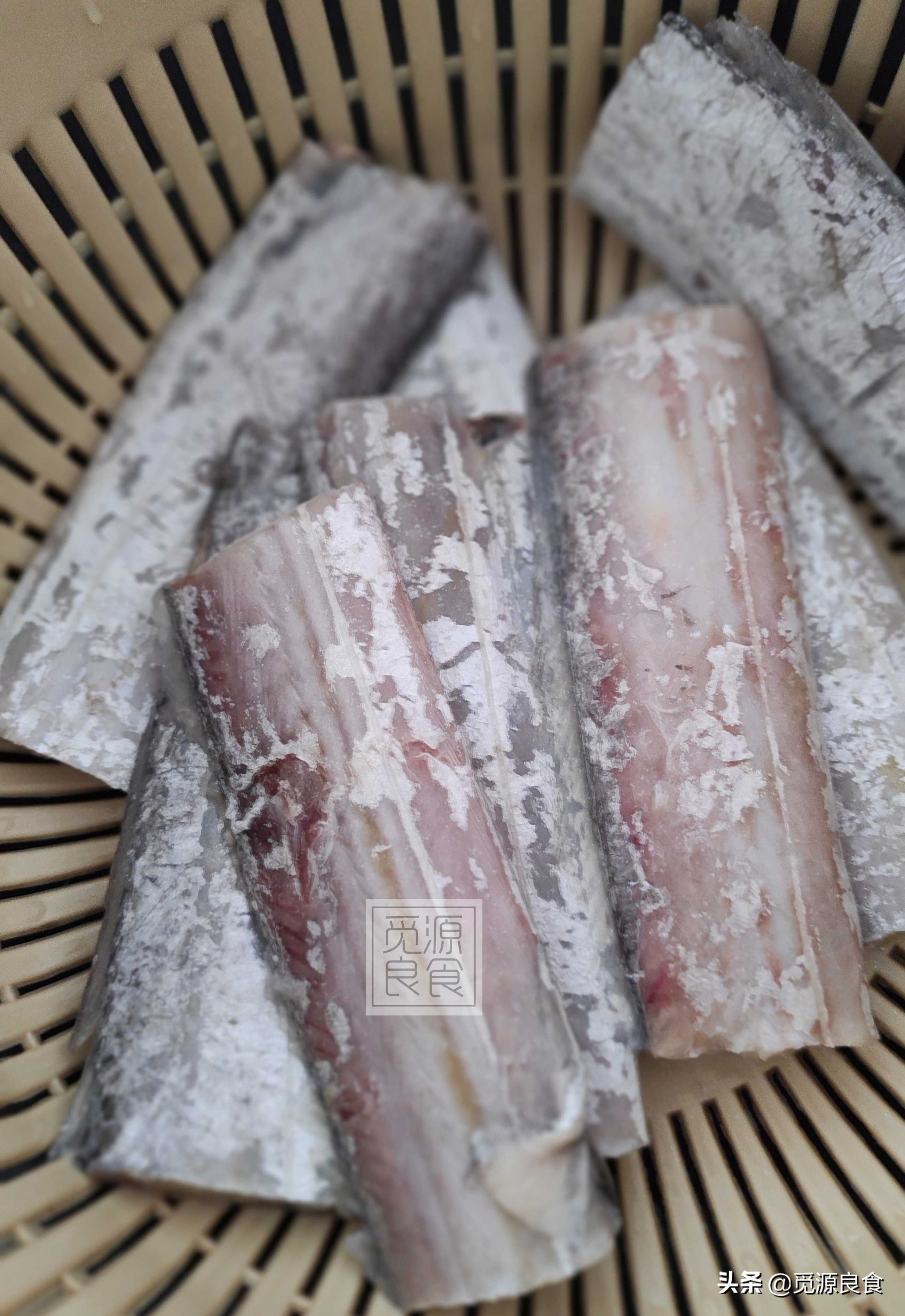 春季吃带鱼，别只会糖醋，分享最好吃的家常做法，开胃下饭是关键