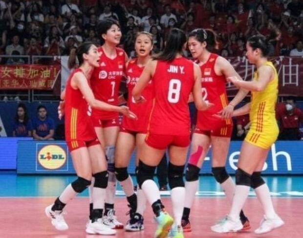 2022年中国女排队员名单(女排12人名单新照片)