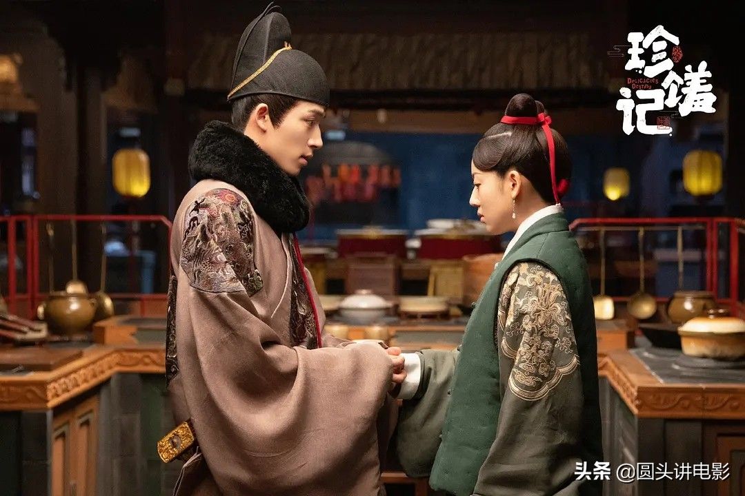 正在热播的十部剧，《且试天下》排在第八，《蓝焰突击》排在第三