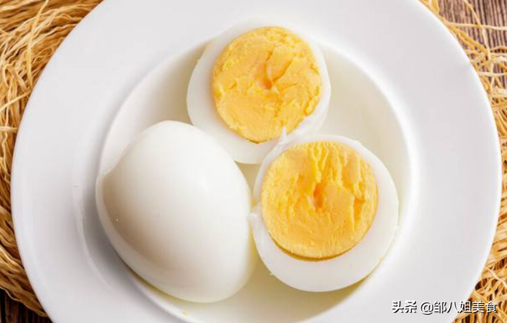 煮鸡蛋用几分钟？弄清这一点很关键，分享正确方法，鲜嫩好剥