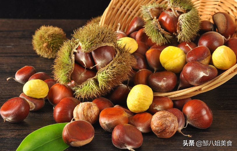 栗子怎么煮好吃又好剥皮(板栗的正确煮法多长时间)