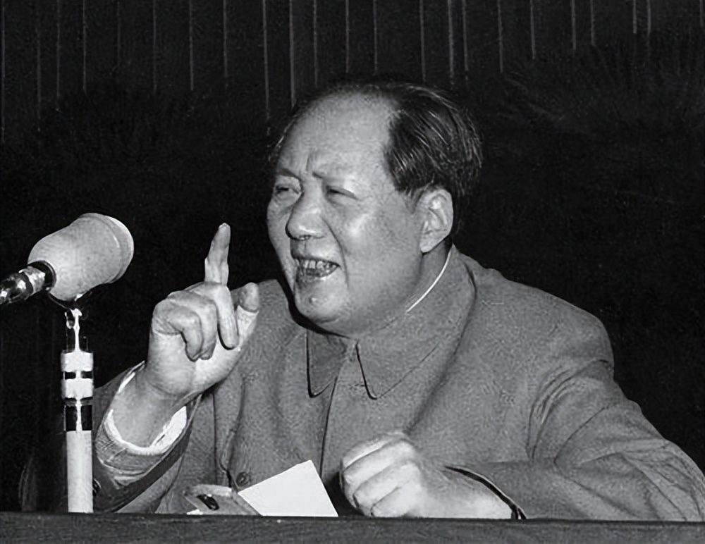 中国低一颗人造卫星是谁发明的(造卫星发射成功时间)