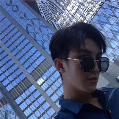 优秀的有内涵的文艺微信名(好听有内涵微信名字大全)
