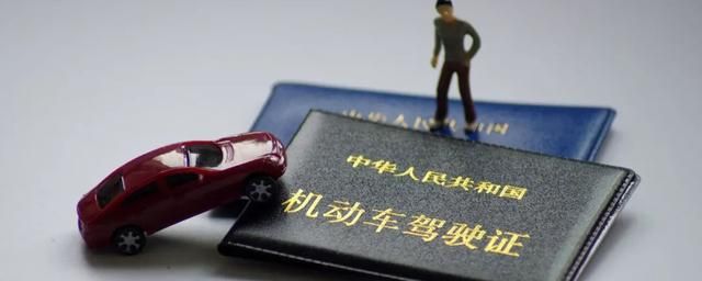 a2驾驶证能开什么车(持有A2驾驶证可以开多长的车辆)
