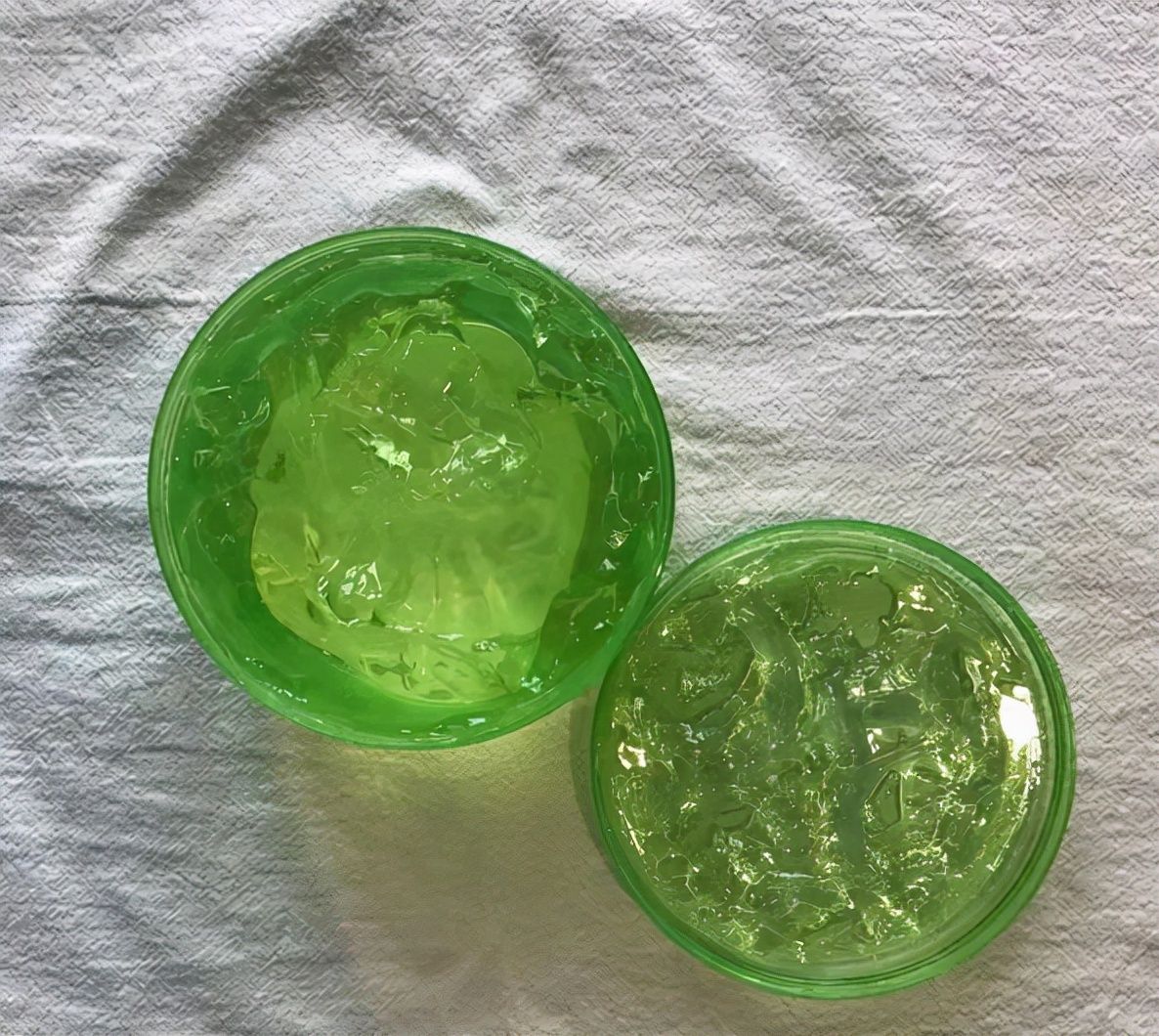 芦荟胶有四种用法：很多人都不知道，用对了能省下一笔护肤品费用