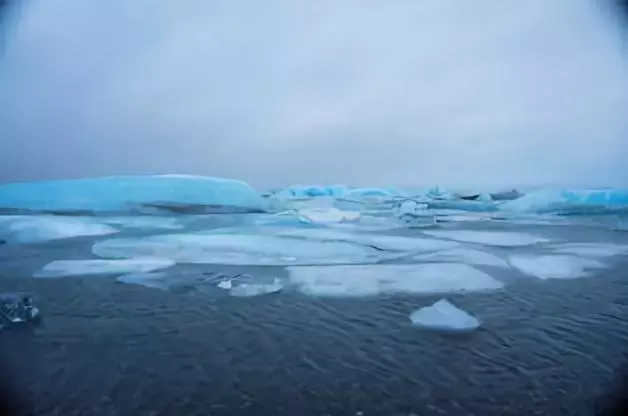 简析：水在4℃时密度最大的原理与水产养殖的关系