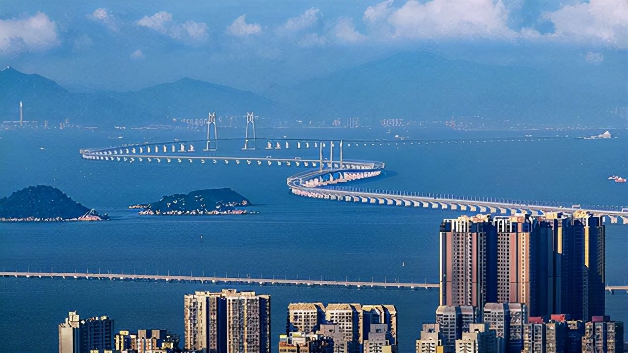 港珠澳大桥通车时间及多少公里(港珠澳大桥建设的意义)