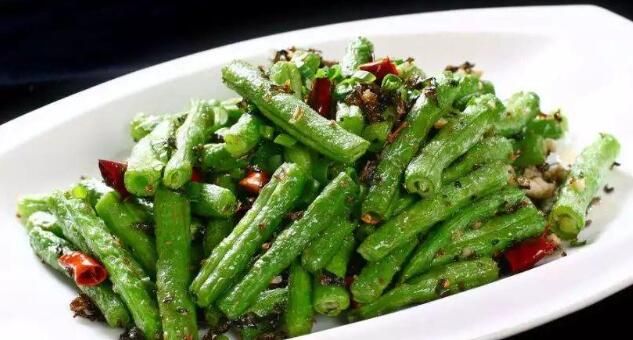 豇豆不熟会中毒吗(豇豆煮多久能熟不会中毒)