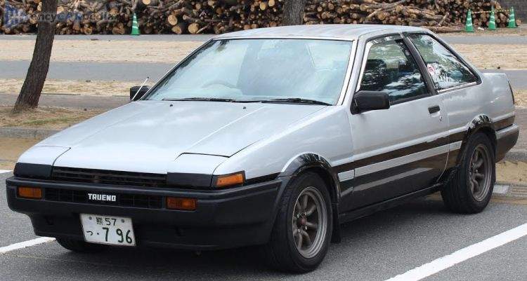 丰田花冠AE86介绍