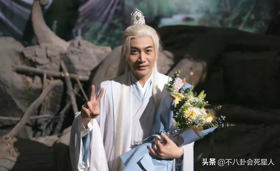 剑眉星目，面如冠玉，这7位男星的长相，击中了国人审美