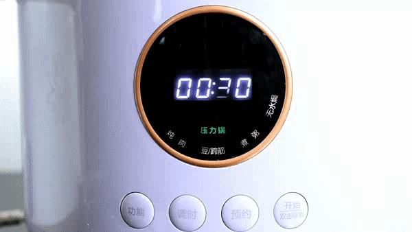 三代高压锅横向对比：哪个更方便、更安全、更入味？