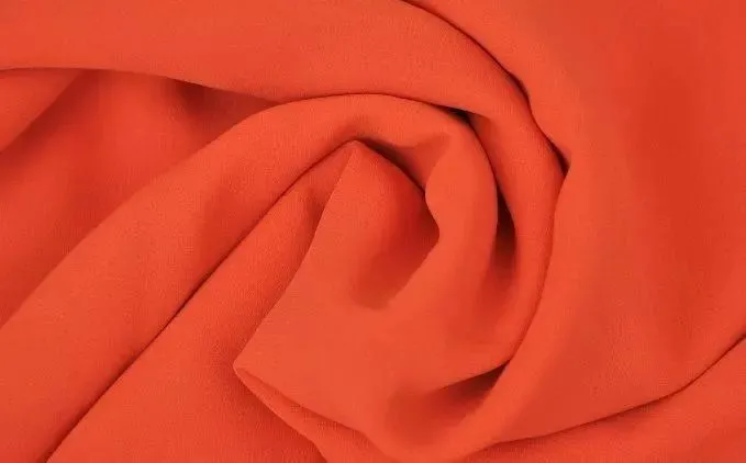 涤纶是什么面料(涤纶面料衣服的优缺点)