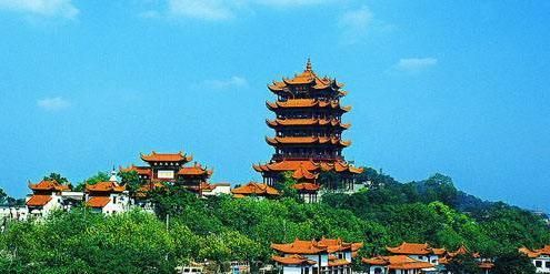 好的咏黄鹤楼古诗是哪一首(黄鹤楼著名的三首诗)
