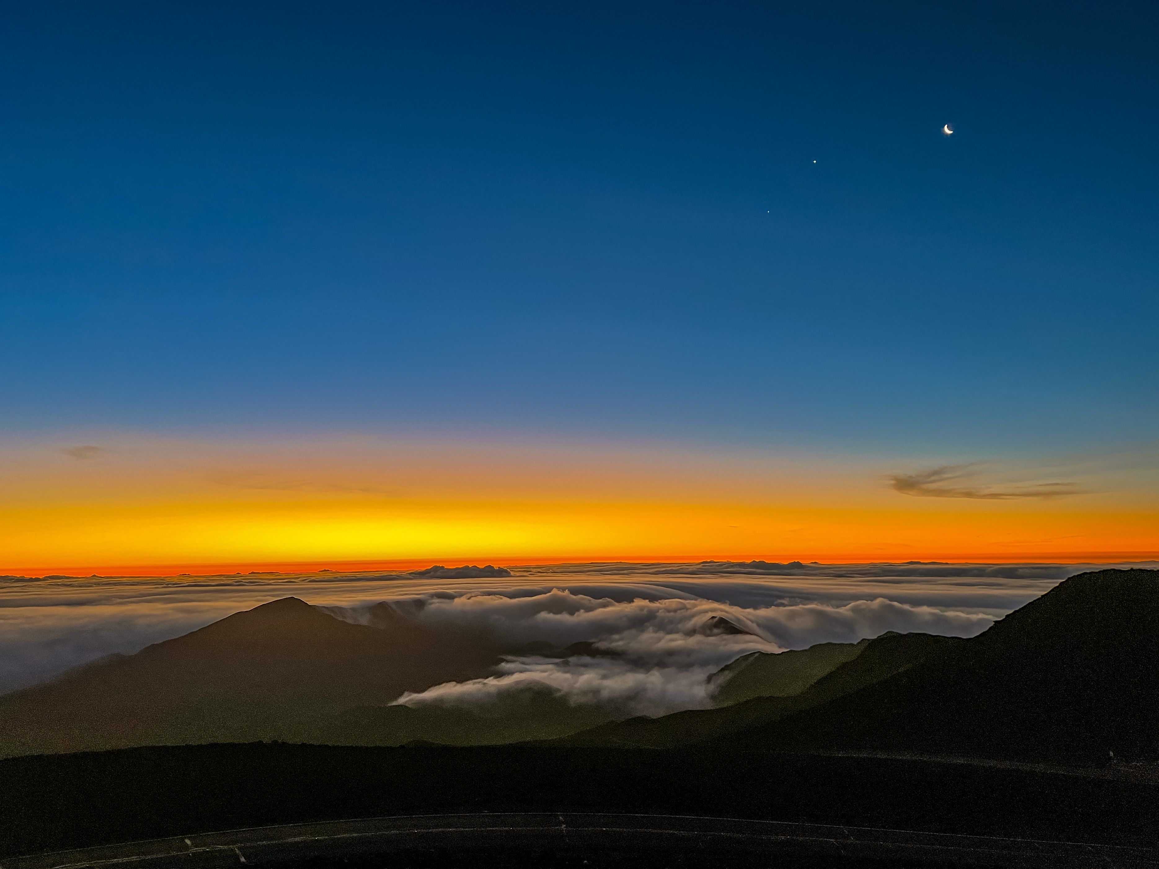 公认“世界上最美的日出”，位于夏威夷茂宜岛，风景美到窒息