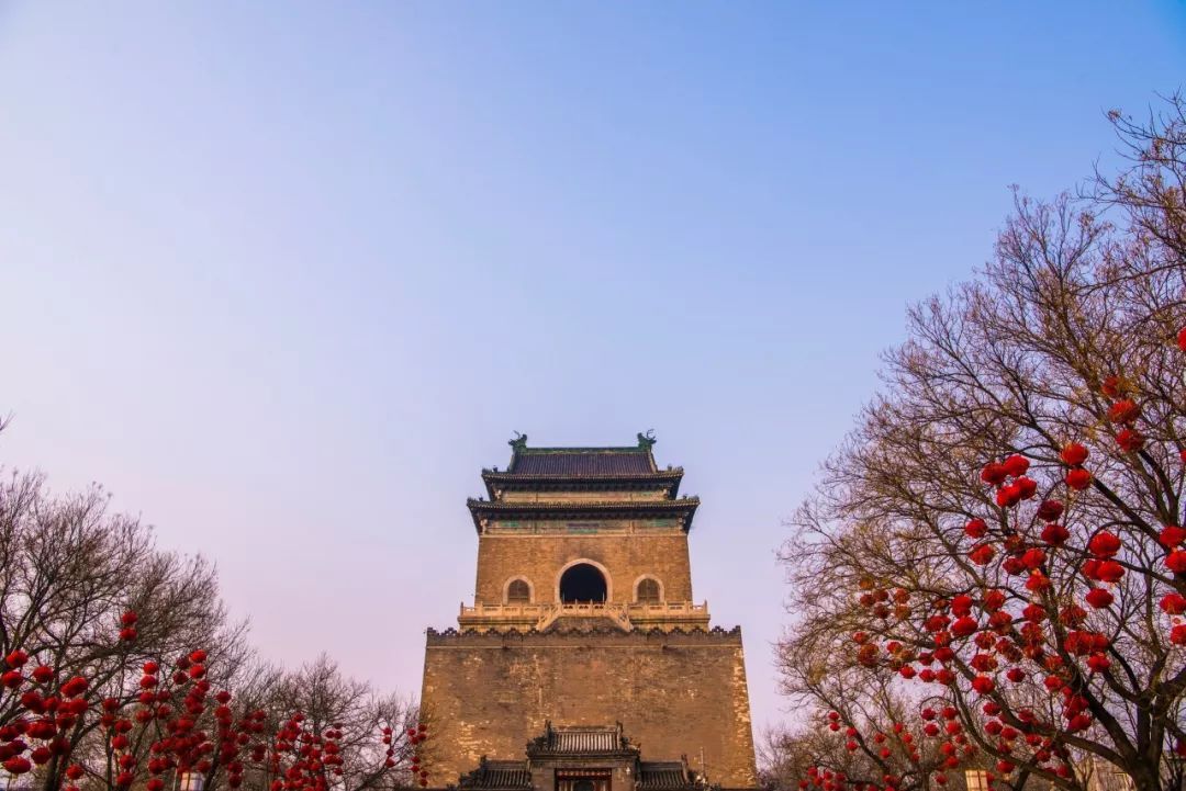 万籁俱寂是什么意思怎么读(万籁俱寂的意思籁的意思)