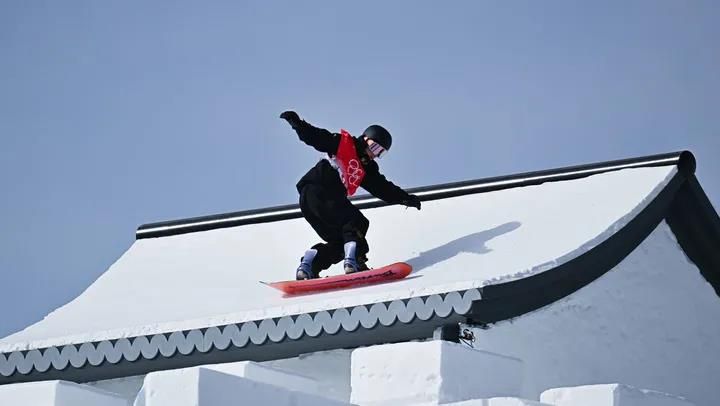 创造历史！17岁苏翊鸣摘得冬奥银牌，他的成功之路是怎样写就的？