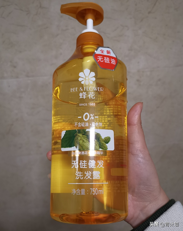 洗发水并非越贵越好，4款口碑不俗的国产洗发水，好闻又养发