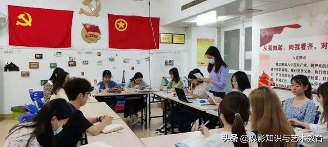 大学生党员要注意这3点，超过六个月被视为“自行”，要警惕