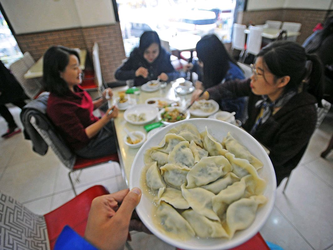 新手开饺子店和馄饨店哪个容易？10年店主分析5种店，避免入坑