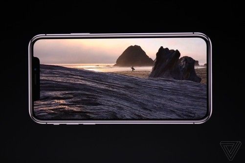 苹果iPhone X正式发布 售价8388元起
