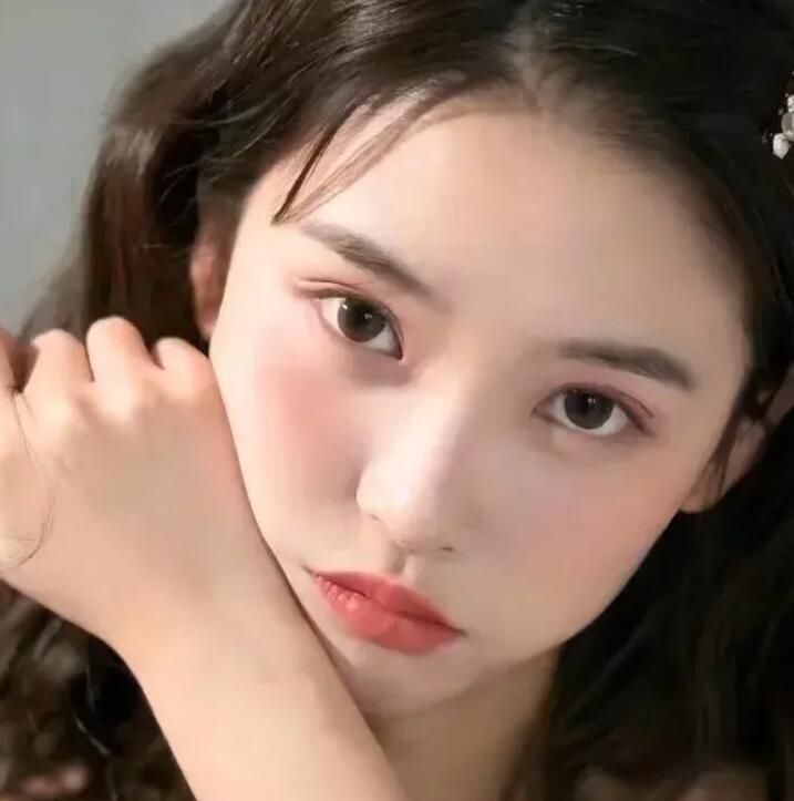 娃娃脸是什么脸型(女人娃娃脸面相有福气吗)