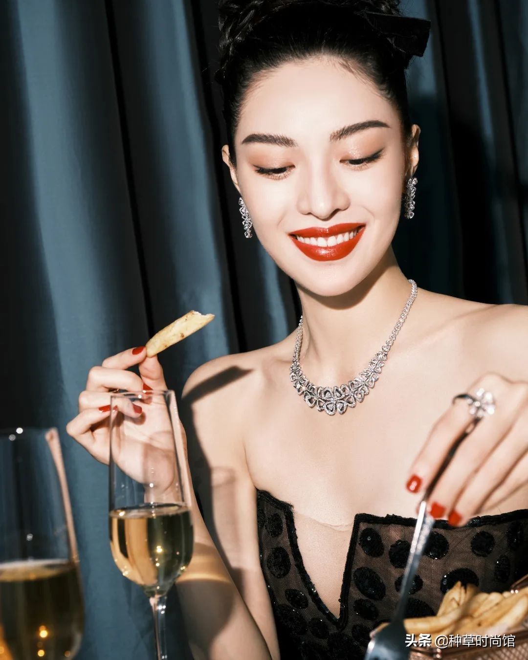 你适合深发色还是浅发色？染错发色真的好土