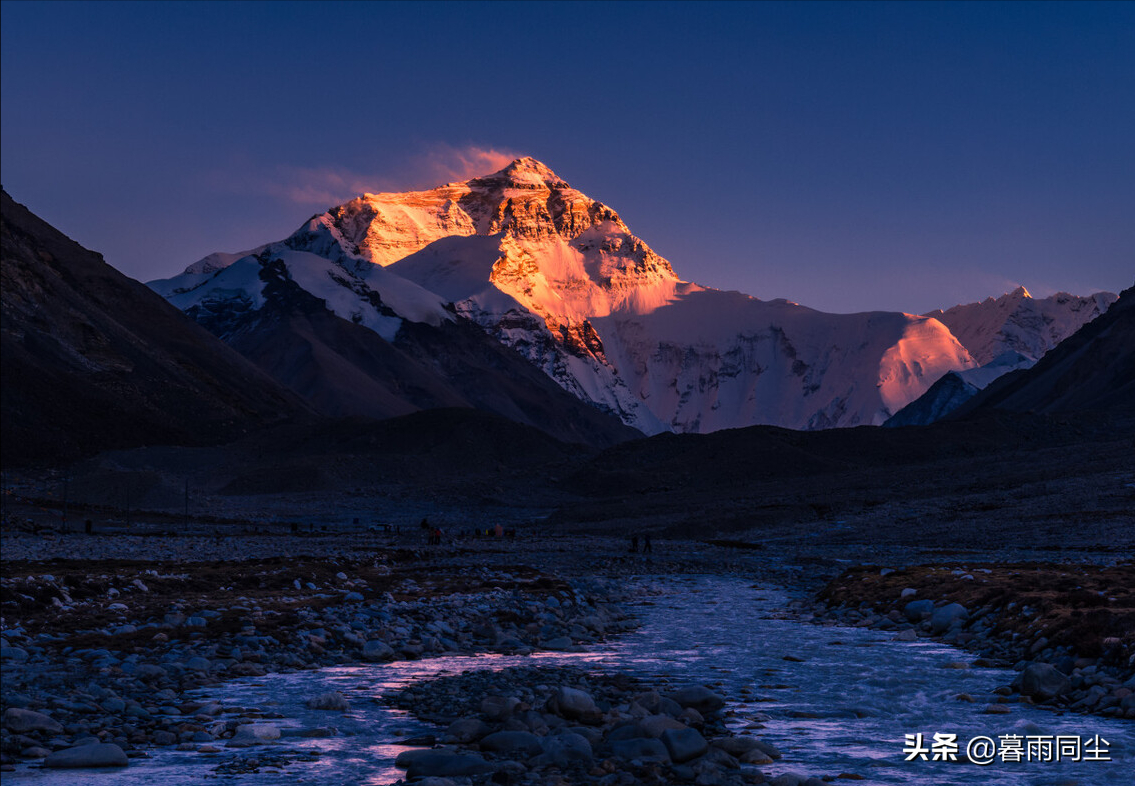 关于珠穆朗玛峰的30个有趣的事实，攀登珠峰的世界之最