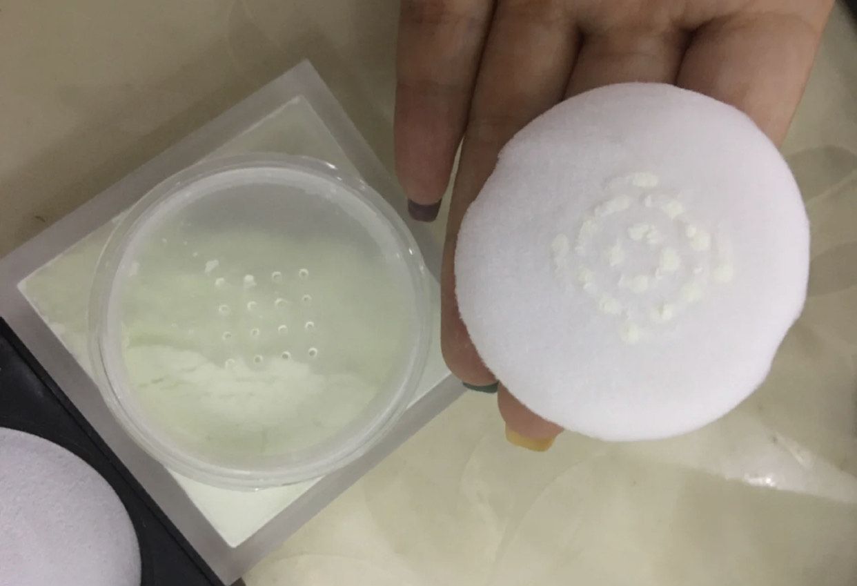 散粉中的五个“扛把子”：黛珂妆感亮，E大饼揉焦感重，有你的吗
