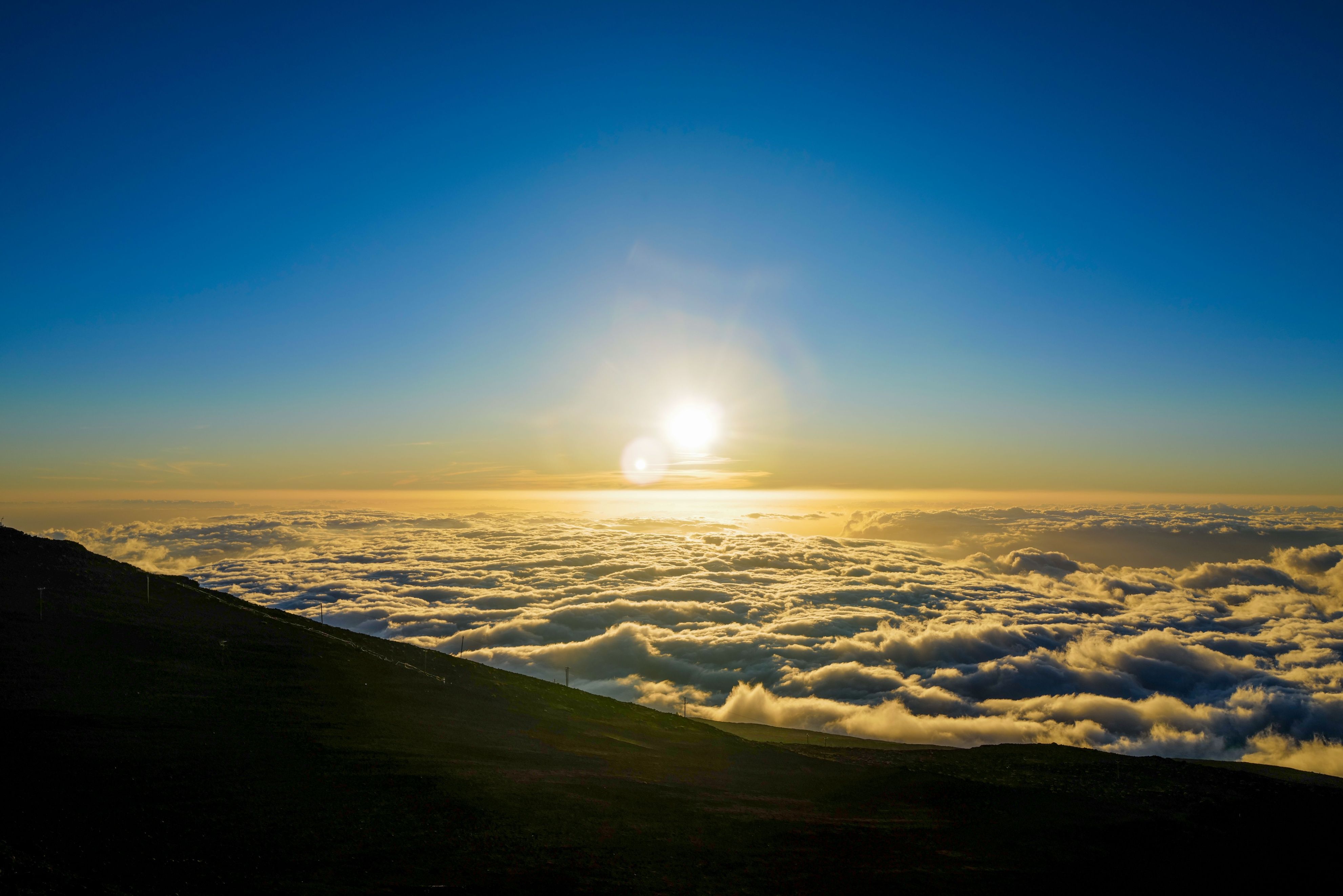 公认“世界上最美的日出”，位于夏威夷茂宜岛，风景美到窒息