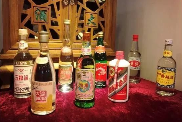 中国八大名酒都有谁？为何董酒会被网友点名：名不副实，原来如此