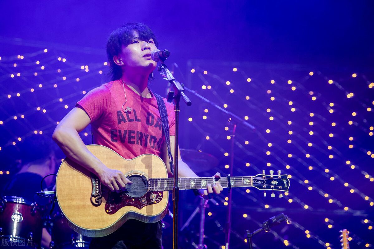 民谣歌手有哪些(好听的十大民谣歌曲排名推荐)
