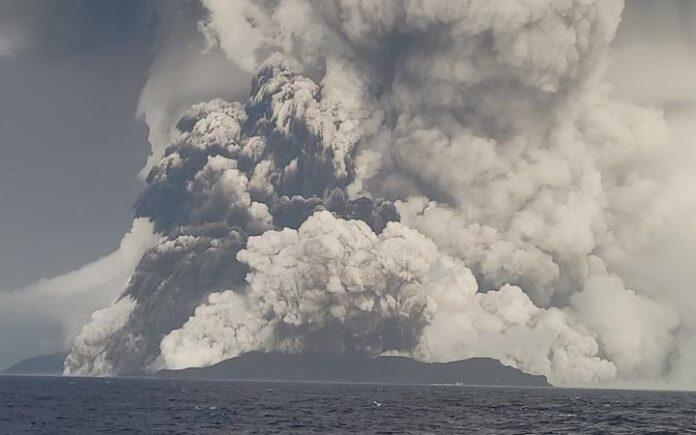 从海洋卫星“瞰”搅动半个地球的汤加火山喷发威力