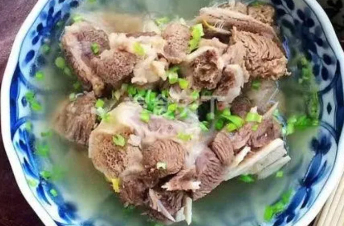 清炖羊肉怎么做最好吃又烂（西北清炖羊肉最正宗的家常做法）
