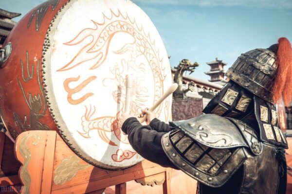 历史小说排行榜前十名(2023经典完本好看历史小说排行榜推荐)