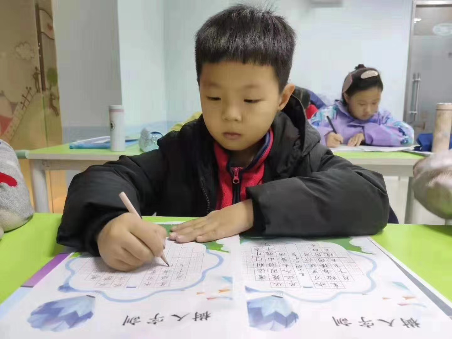 练字书法加盟费用（最美中国字硬笔书法加盟排名前十品牌）